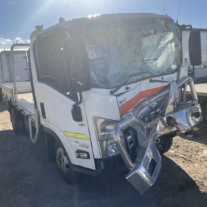 V4779 Isuzu NPR-75