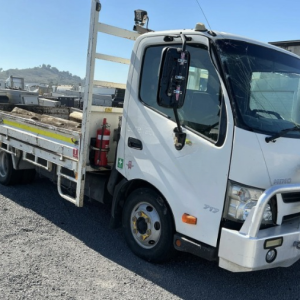 V4816 Hino 717