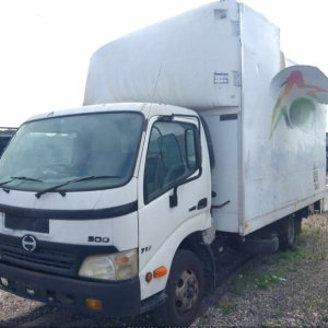 V4818 Hino 716