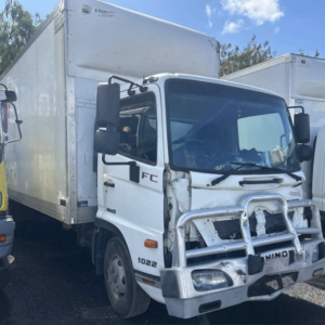 V4824 Hino FC FC7J