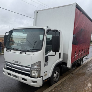 V4825 Isuzu NPR 250