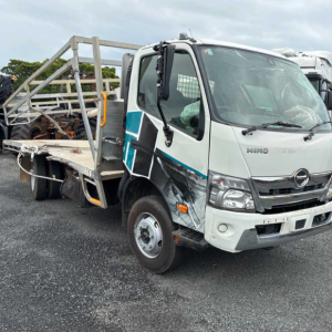 V4832 Hino 721